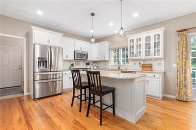 Beautifully maintained one owner home in Prides Crossing. This - photo 7