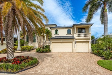Nestled behind the gates of prestigious Bay Isles on Longboat - photo 6