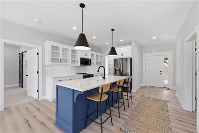 New Construction with Dock! Gorgeous Brand new stunning - photo 11