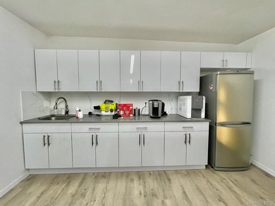 Calling All Investors, Developers, & End-Users!!! 3 Unit 9,600+ - photo 11