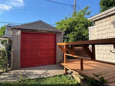 Beautiful detached single-family home situated on an oversized - photo 25