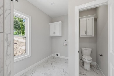 New Construction with Dock! Gorgeous Brand new stunning - photo 28
