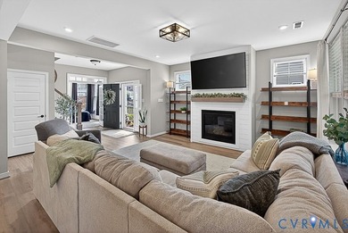 Welcome to Magnolia Green! This beautifully maintained end-unit - photo 6