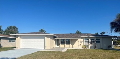 Cape Coral Lakes Area Home For Sale in Cape Coral Florida