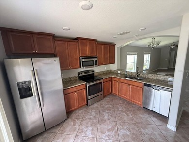 Welcome to the gated community of Hawks' Point!  This 3-bedroom - photo 4