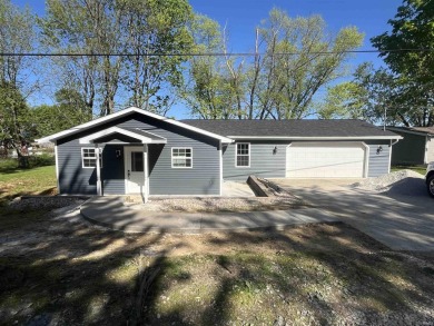 Lake Home Sale Pending in Dale, Indiana