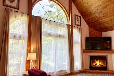 Escape to the beauty of the Northwoods with this one-of-a-kind - photo 6