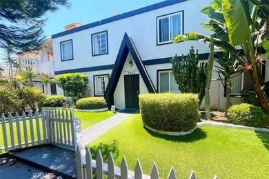 This property is located along Venice Blvd and features 5 units - photo 2