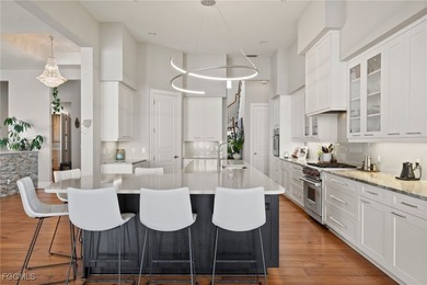 LUXURY RIVERFRONT LIVING. Custom Carlton-Naumann 6,394 Sq. ft - photo 8