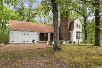 Lake Ouachita Home For Sale in Mount Ida Arkansas