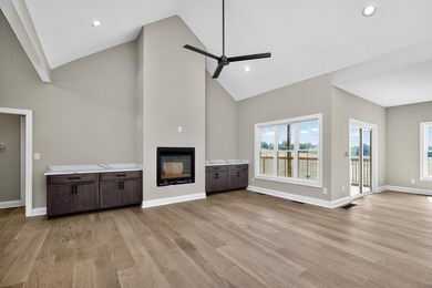 Price Improvement!! Experience breathtaking views and exquisite - photo 5