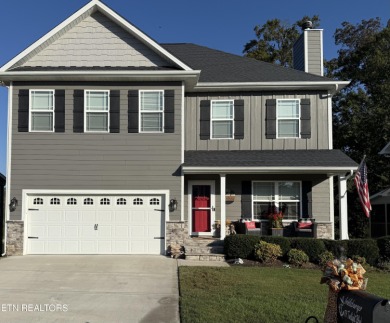 Lake Home Sale Pending in Sharps Chapel, Tennessee