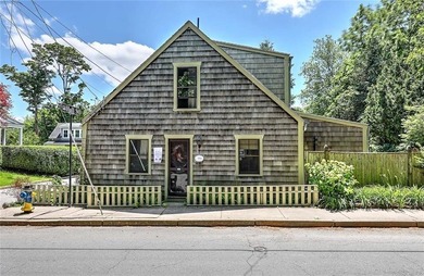 The Windmill House! This charming 1760 Cape Cod Style home - photo 1