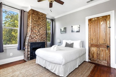 A classic Charleston Single style (currently in dual residence - photo 6
