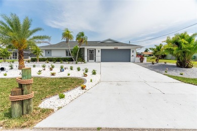 Caloosahatchee River Home For Sale in Cape Coral Florida