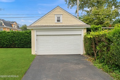 Last Call to get into the charming coastal town of Allenhurst in - photo 28