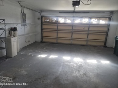 Welcome to this beautiful 2-bedroom, 2-bathroom gem nestled - photo 30