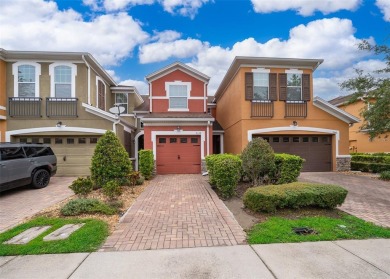 Lake Townhome/Townhouse For Sale in Orlando, Florida