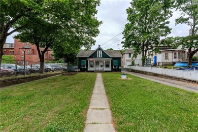Opportunity knocks with this 2 bed *side by each* townhouse - photo 2
