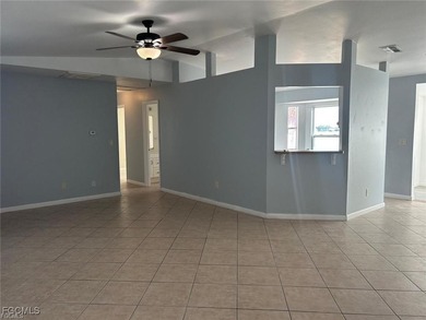 Great potential for first-time buyers and investors! Discover - photo 3