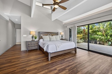 Commanding an exceptional position above historic Keauhou Bay - photo 15