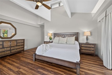 Commanding an exceptional position above historic Keauhou Bay - photo 16