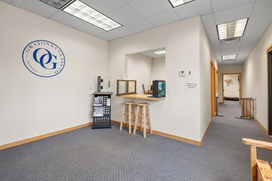 Welcome to this exceptional commercial property centrally - photo 20