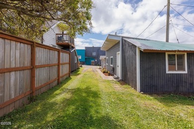 Cute 1 bedroom, 1 bathroom gem ready to be yours! Easy entry - photo 23