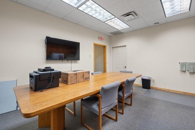 Welcome to this exceptional commercial property centrally - photo 24