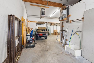 Welcome to this exceptional commercial property centrally - photo 30