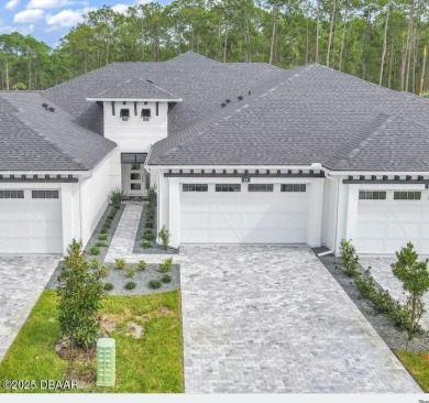 Lake Townhome/Townhouse For Sale in Ormond Beach, Florida