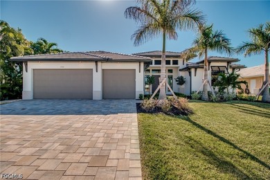 Luxurious Southern facing Gulf Access property overlooking extra - photo 2