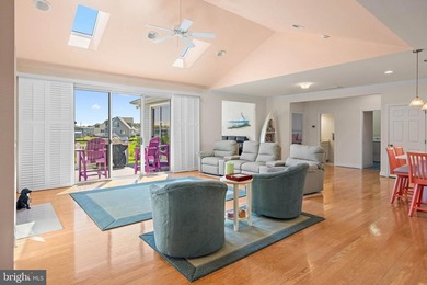 Experience refined waterfront living in one of Coastal - photo 8