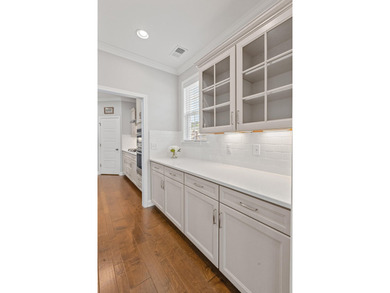 This immaculate Saxony Lake stunner is one of a kind! Designed - photo 6