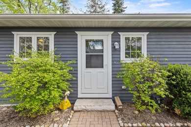 Perfect for those craving lake living without the waterfront - photo 45