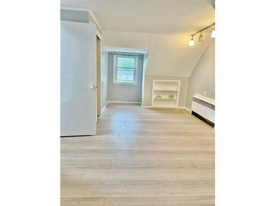 Sun-Drenched Expanded Brick Ranch in Kings Point Village! - photo 7
