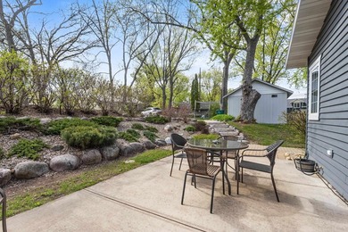 Perfect for those craving lake living without the waterfront - photo 48