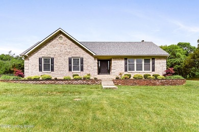 Welcome to your private retreat! Nestled on 3+ scenic acres with - photo 2