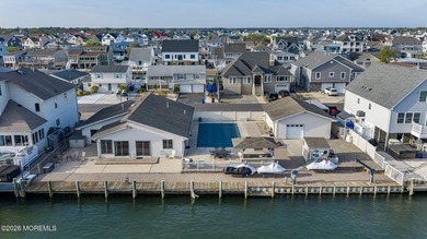 Waterfront opportunity with flexibility and upside for the - photo 3