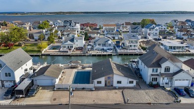 Waterfront opportunity with flexibility and upside for the - photo 5