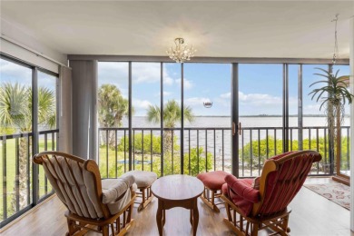 Port Charlotte Waterway Lakes Area Condo For Sale in Port Charlotte Florida