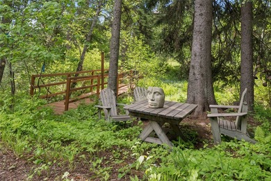 This luxurious home has unparalleled ski access with a private - photo 2