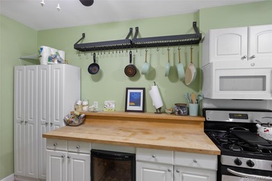 Welcome to Harbor House, where convenience, comfort, and - photo 8