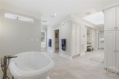 This expansive estate is ensconced within a well-proportioned 3 - photo 22