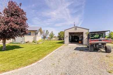 Rare hobby homestead backing to Seagull Bay! Situated on 5 - photo 33