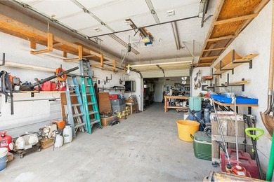 Rare hobby homestead backing to Seagull Bay! Situated on 5 - photo 34