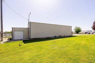 Rare hobby homestead backing to Seagull Bay! Situated on 5 - photo 35
