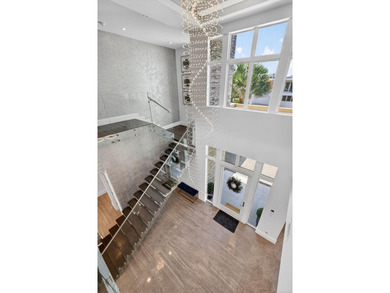 If you are looking for Stunning Modern architecture with 100 - photo 35