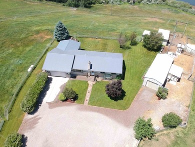 Rare hobby homestead backing to Seagull Bay! Situated on 5 - photo 38