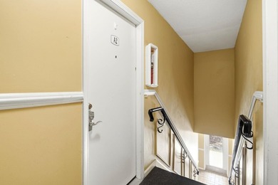 Welcome to 206 Double Eagle Dr. #A-2, a beautifully maintained - photo 2